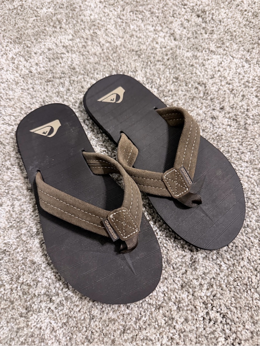 Quiksilver Brown Strap Black Footbed Thong Sandals